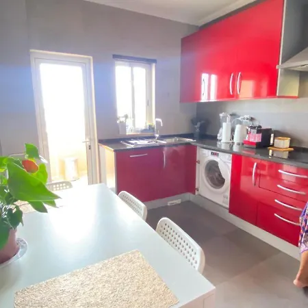 Rooms In Faro Close To Airport Exterior photo