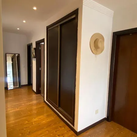Rooms In Faro Close To Airport Exterior photo